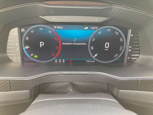 Fahrzeugbild eines Skoda Superb