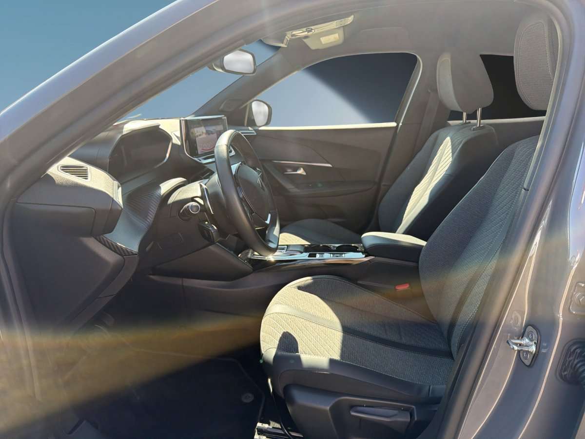 Fahrzeugbild eines Peugeot 2008