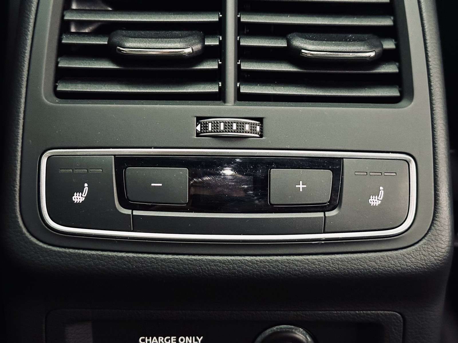 Fahrzeugbild eines Audi S4