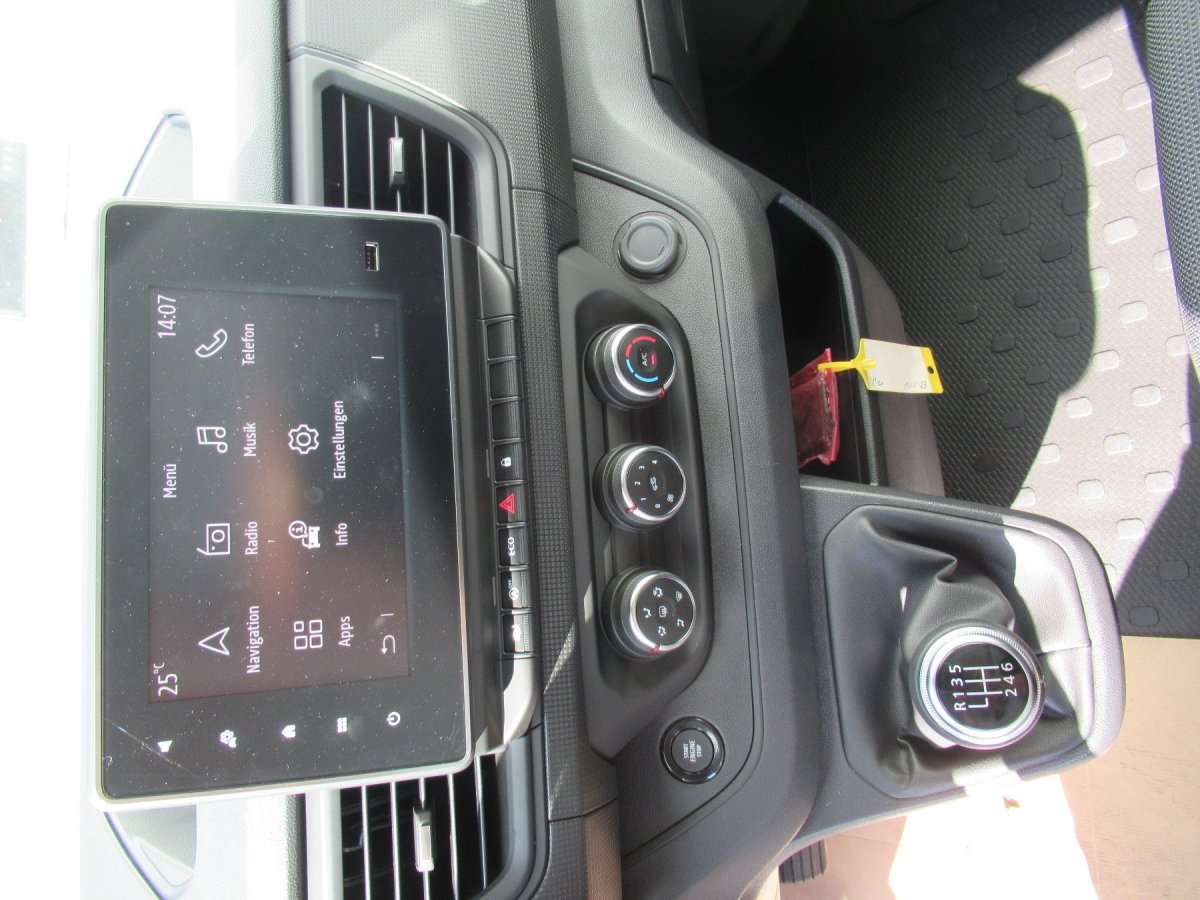 Fahrzeugbild eines Renault Trafic