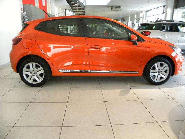 Fahrzeugbild eines Renault Clio