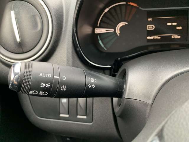 Fahrzeugbild eines Dacia Spring