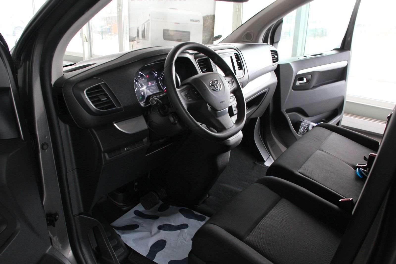 Fahrzeugbild eines Toyota Proace