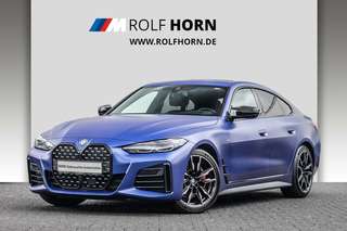 Schräge Frontansicht auf einen BMW 4er-Reihe , freigestellt