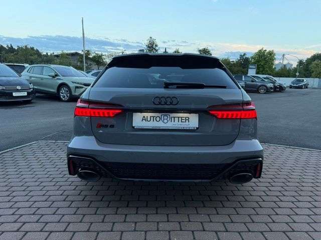 Fahrzeugbild eines Audi RS6