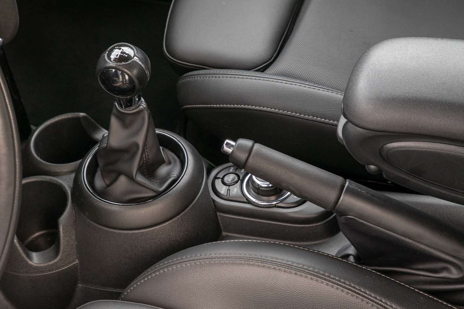 Fahrzeugbild eines MINI COOPER