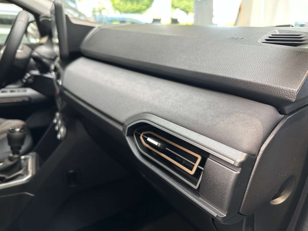 Fahrzeugbild eines Dacia Jogger