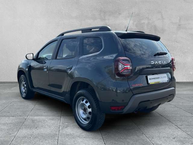 Fahrzeugbild eines Dacia Duster