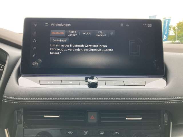 Fahrzeugbild eines Nissan X-TRAIL