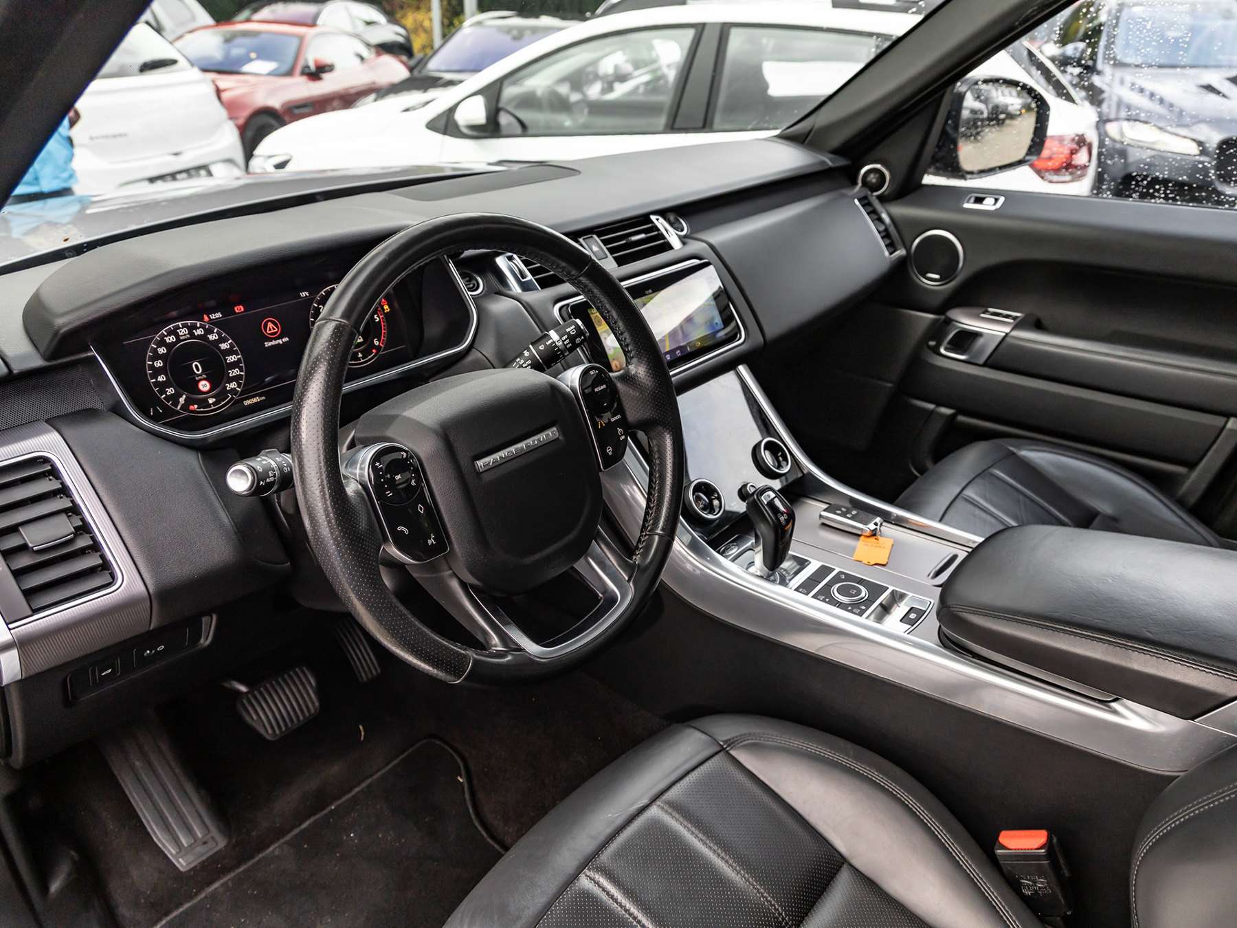 Fahrzeugbild eines Land Rover Range Rover Sport