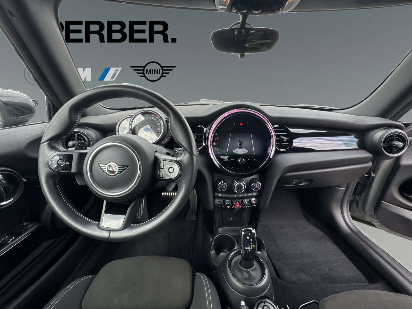 Fahrzeugbild eines MINI MINI