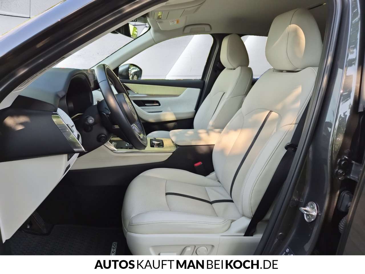 Fahrzeugbild eines Mazda CX-60