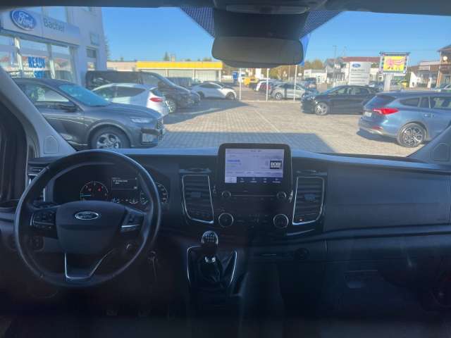 Fahrzeugbild eines Ford Transit Custom