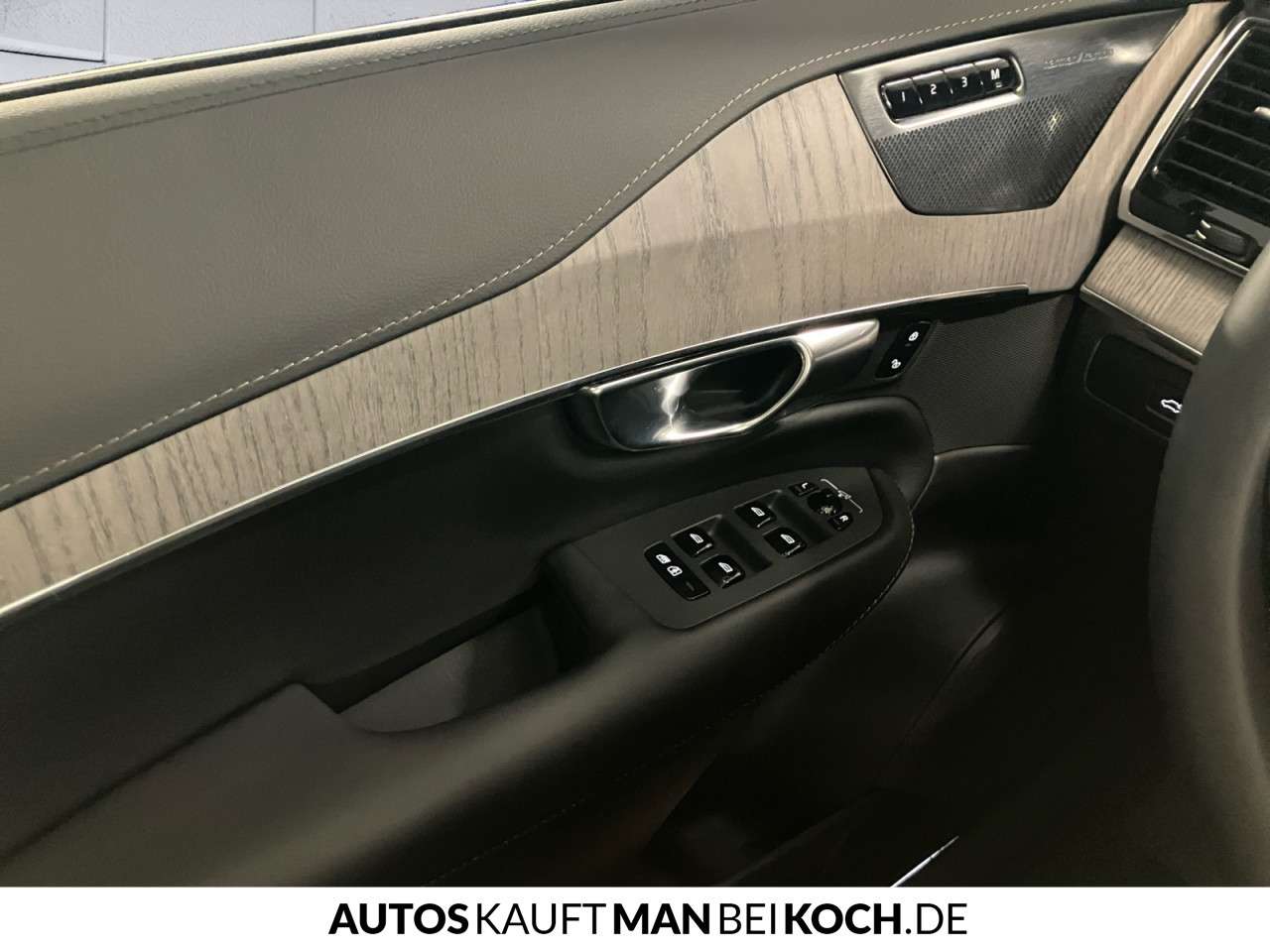 Fahrzeugbild eines Volvo XC90