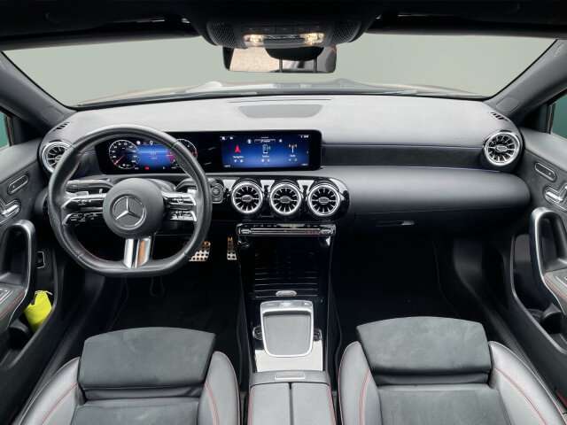 Fahrzeugbild eines Mercedes-Benz A-Klasse