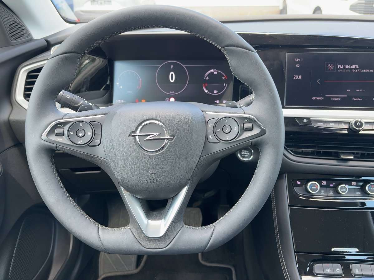 Fahrzeugbild eines Opel Grandland X