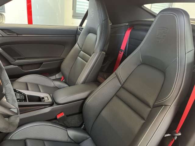 Fahrzeugbild eines Porsche 911