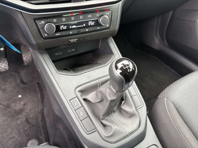 Fahrzeugbild eines SEAT Ibiza