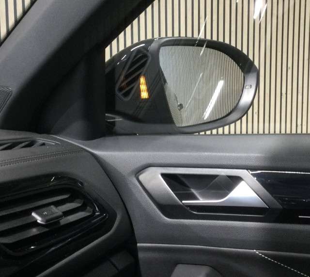 Fahrzeugbild eines Volkswagen T-Roc