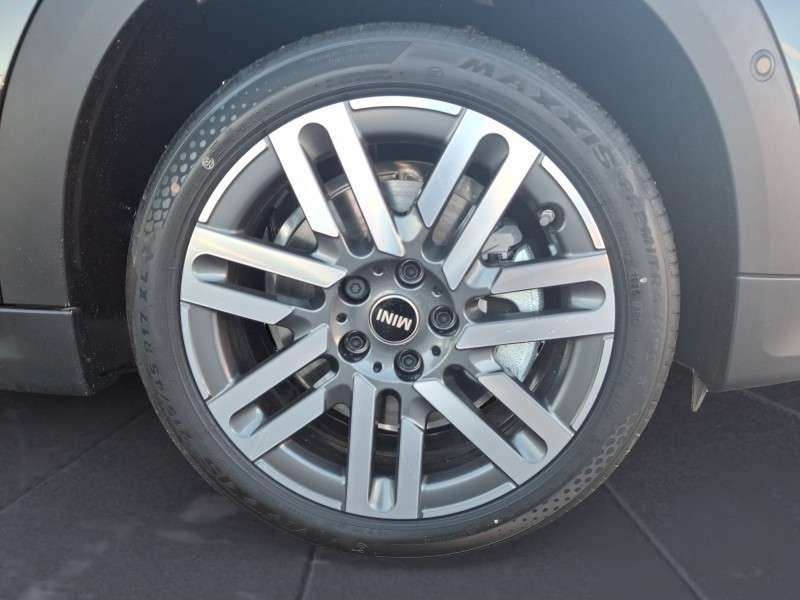 Fahrzeugbild eines MINI COOPER