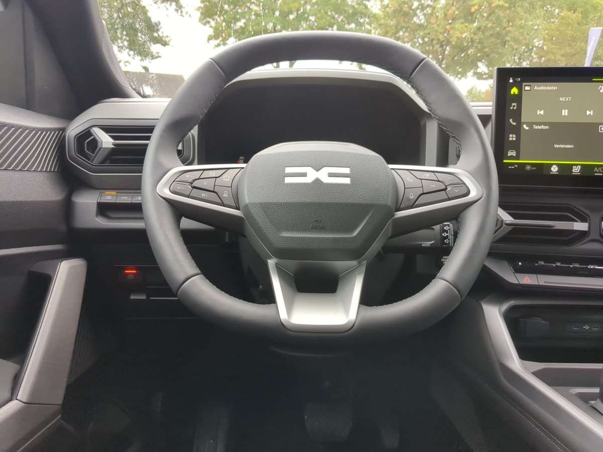 Fahrzeugbild eines Dacia Bigster