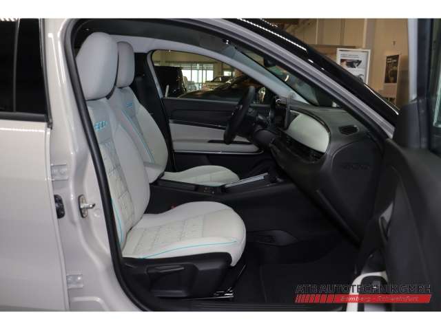 Fahrzeugbild eines Fiat 600 Elektro