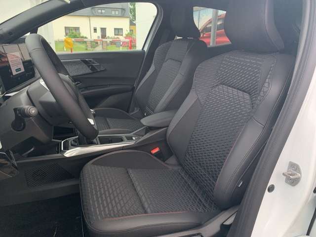 Fahrzeugbild eines Renault Clio