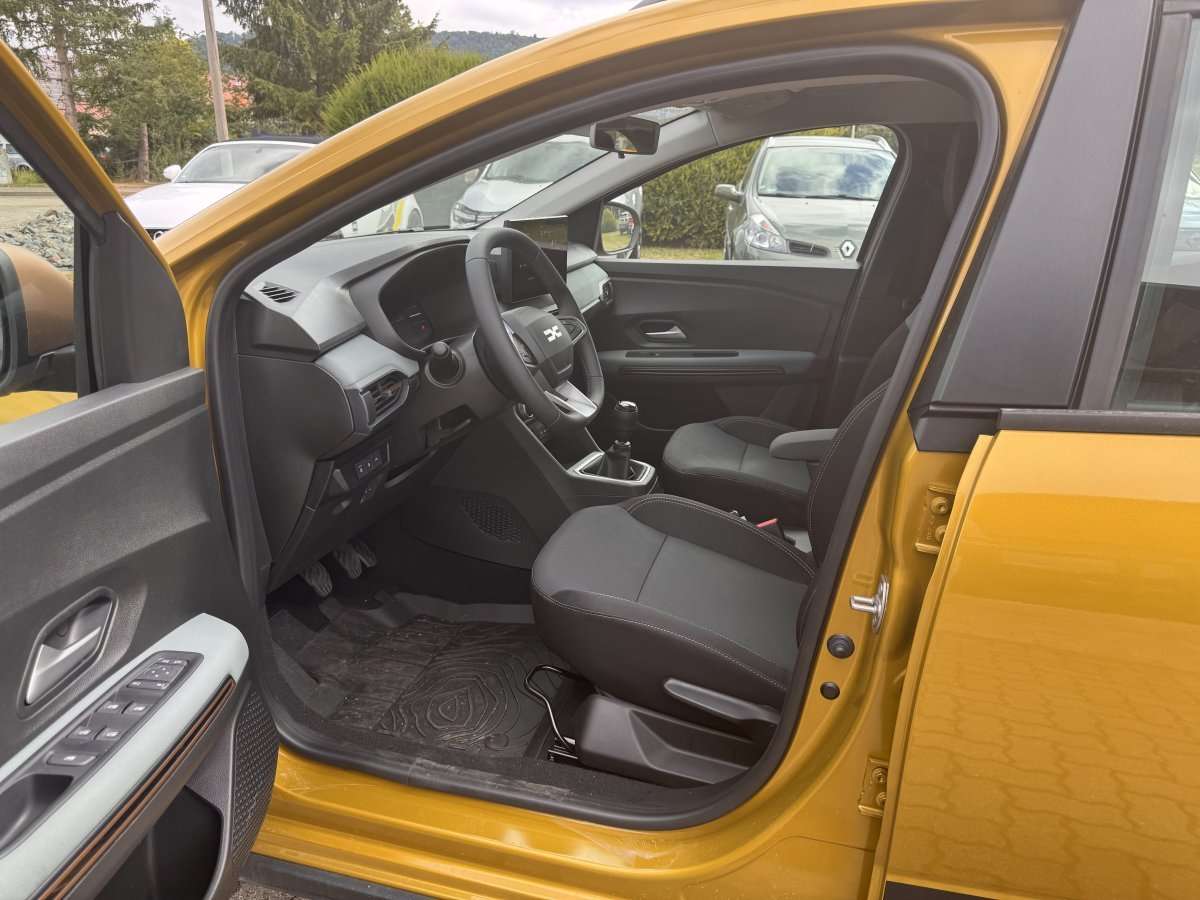 Fahrzeugbild eines Dacia Sandero