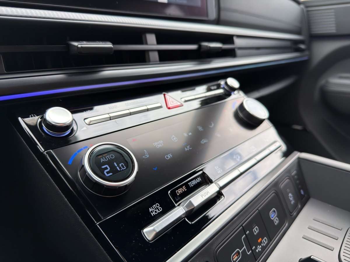 Fahrzeugbild eines Hyundai Santa Fe