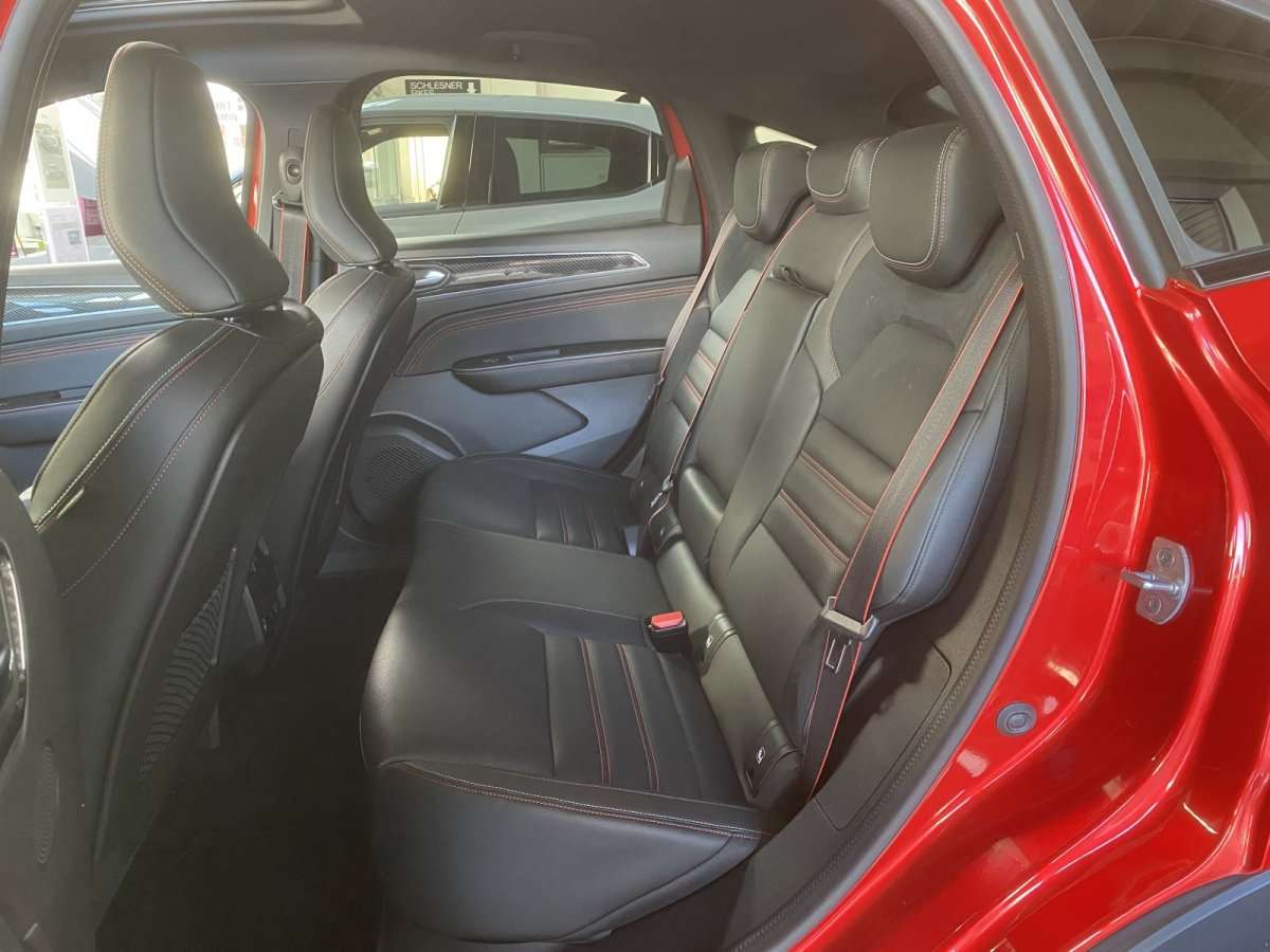 Fahrzeugbild eines Renault Arkana