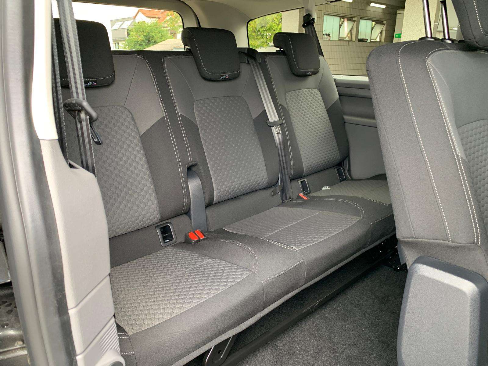 Fahrzeugbild eines Volkswagen Caravelle