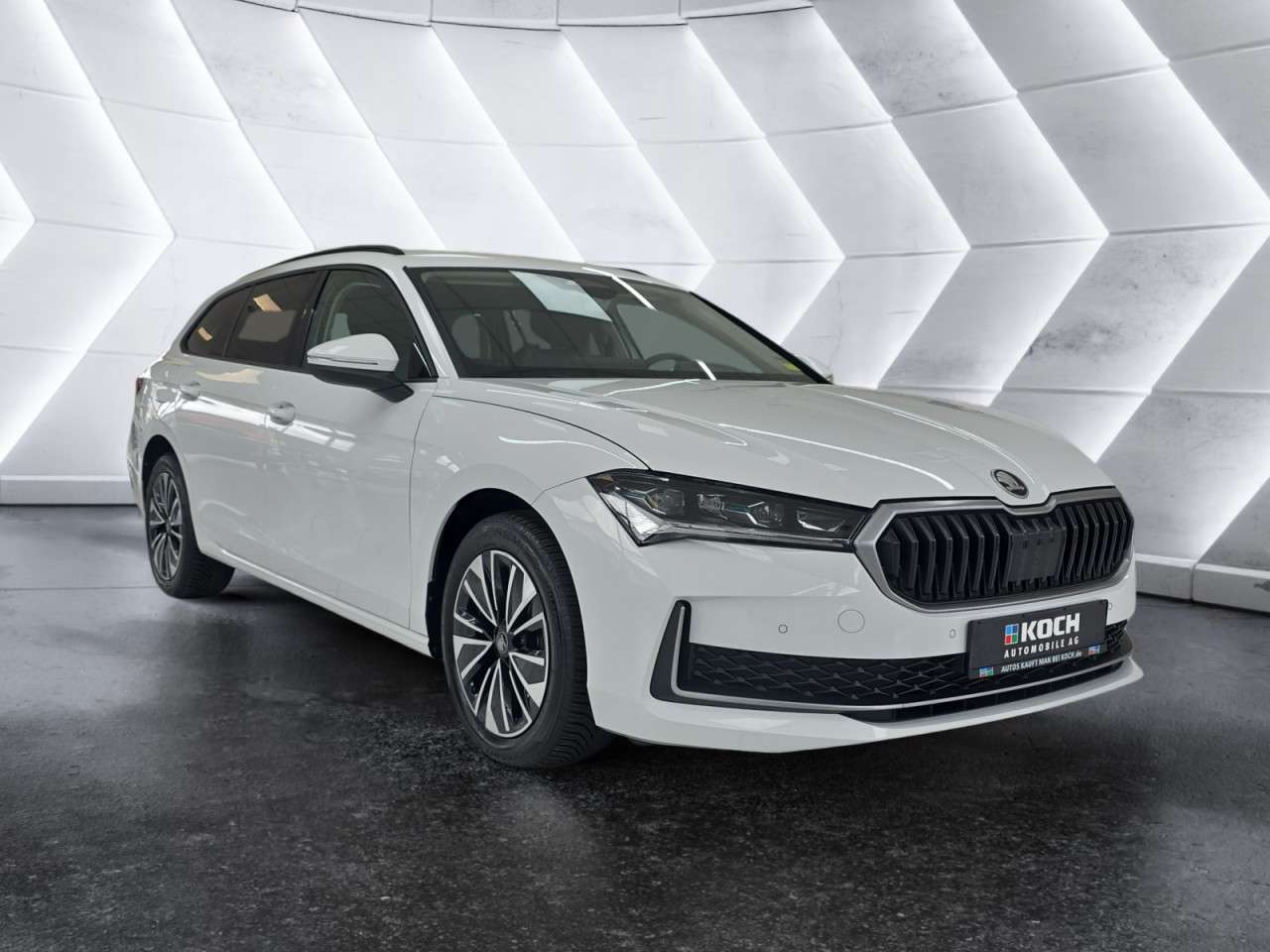 Fahrzeugbild eines Skoda Superb