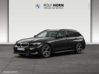 Schräge Frontansicht auf einen BMW 3er-Reihe , freigestellt
