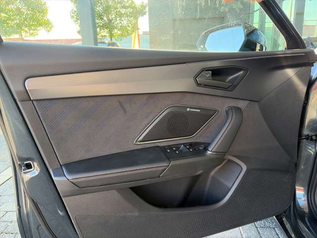 Fahrzeugbild eines CUPRA Leon