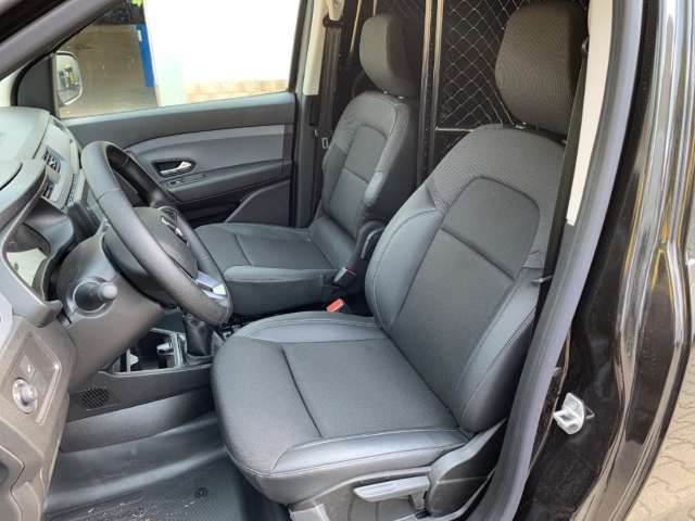 Fahrzeugbild eines Renault Express