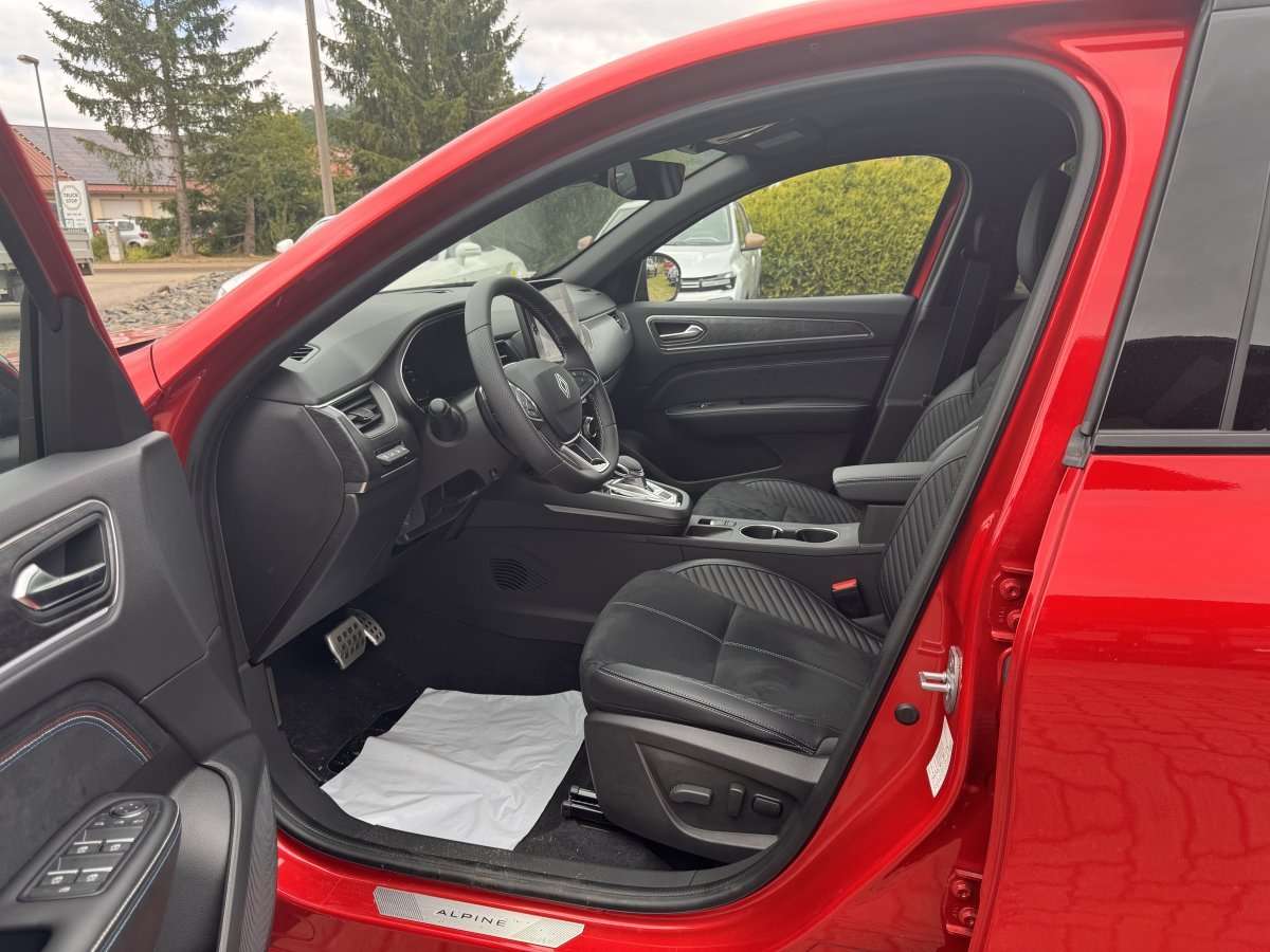 Fahrzeugbild eines Renault Arkana
