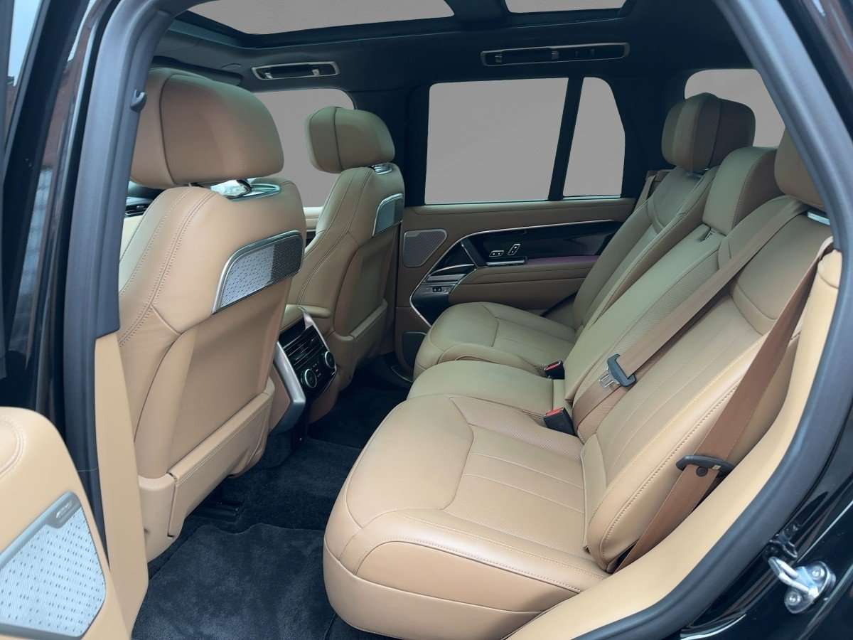 Fahrzeugbild eines Land Rover Range Rover