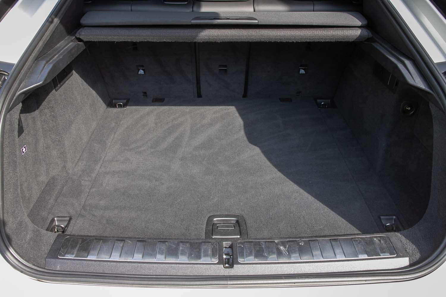 Fahrzeugbild eines BMW X6