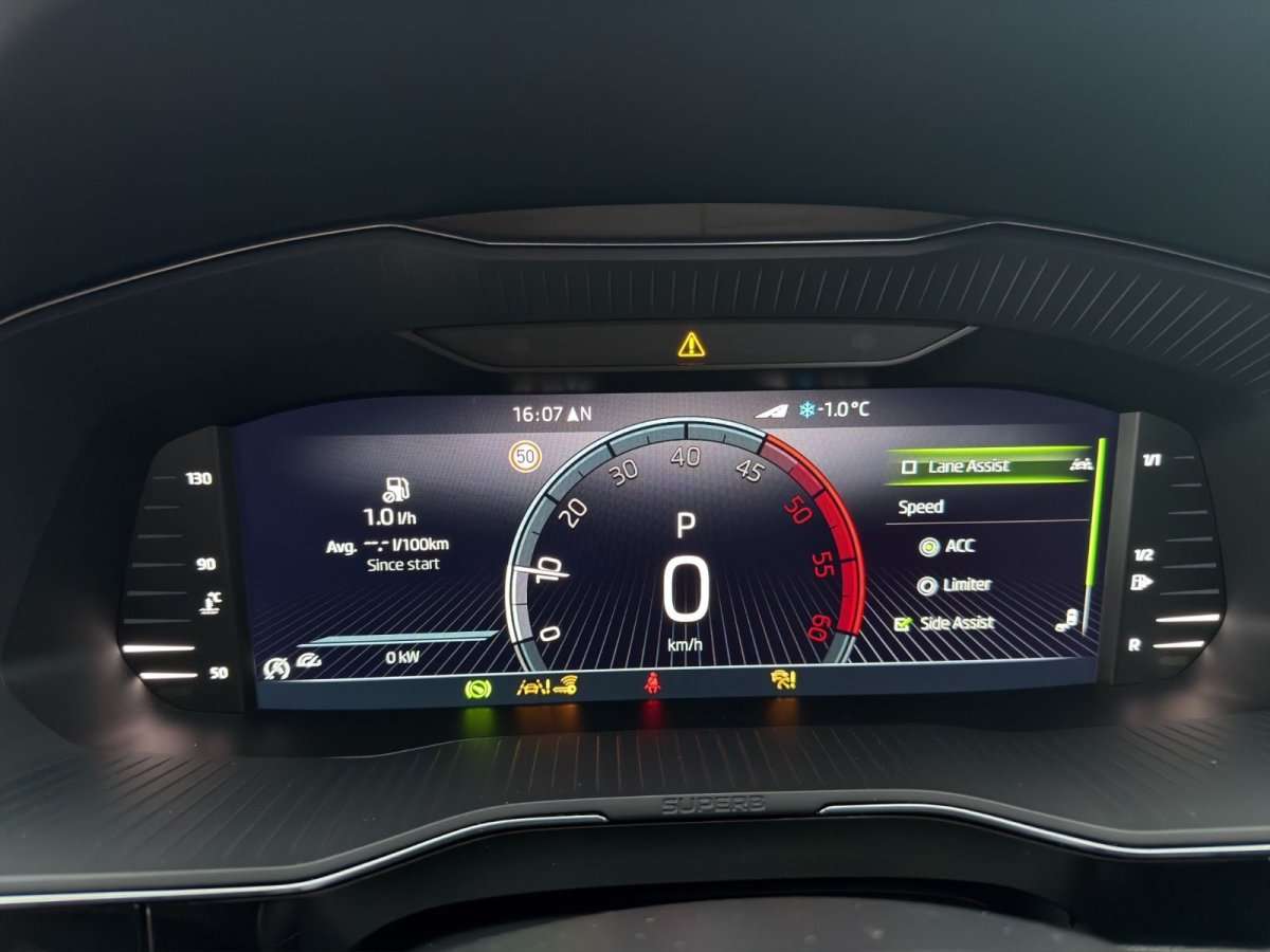 Fahrzeugbild eines Skoda Superb