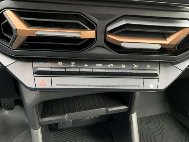 Fahrzeugbild eines Dacia Duster