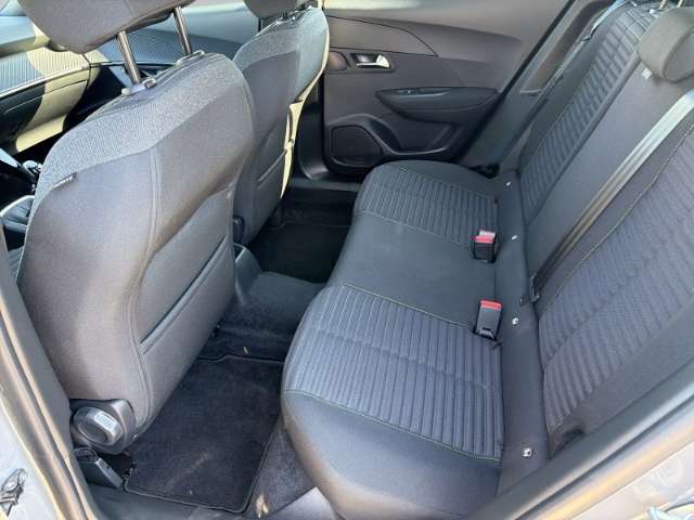 Fahrzeugbild eines Peugeot 2008