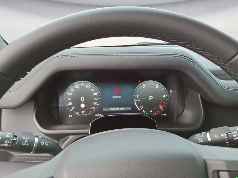 Fahrzeugbild eines Land Rover Defender