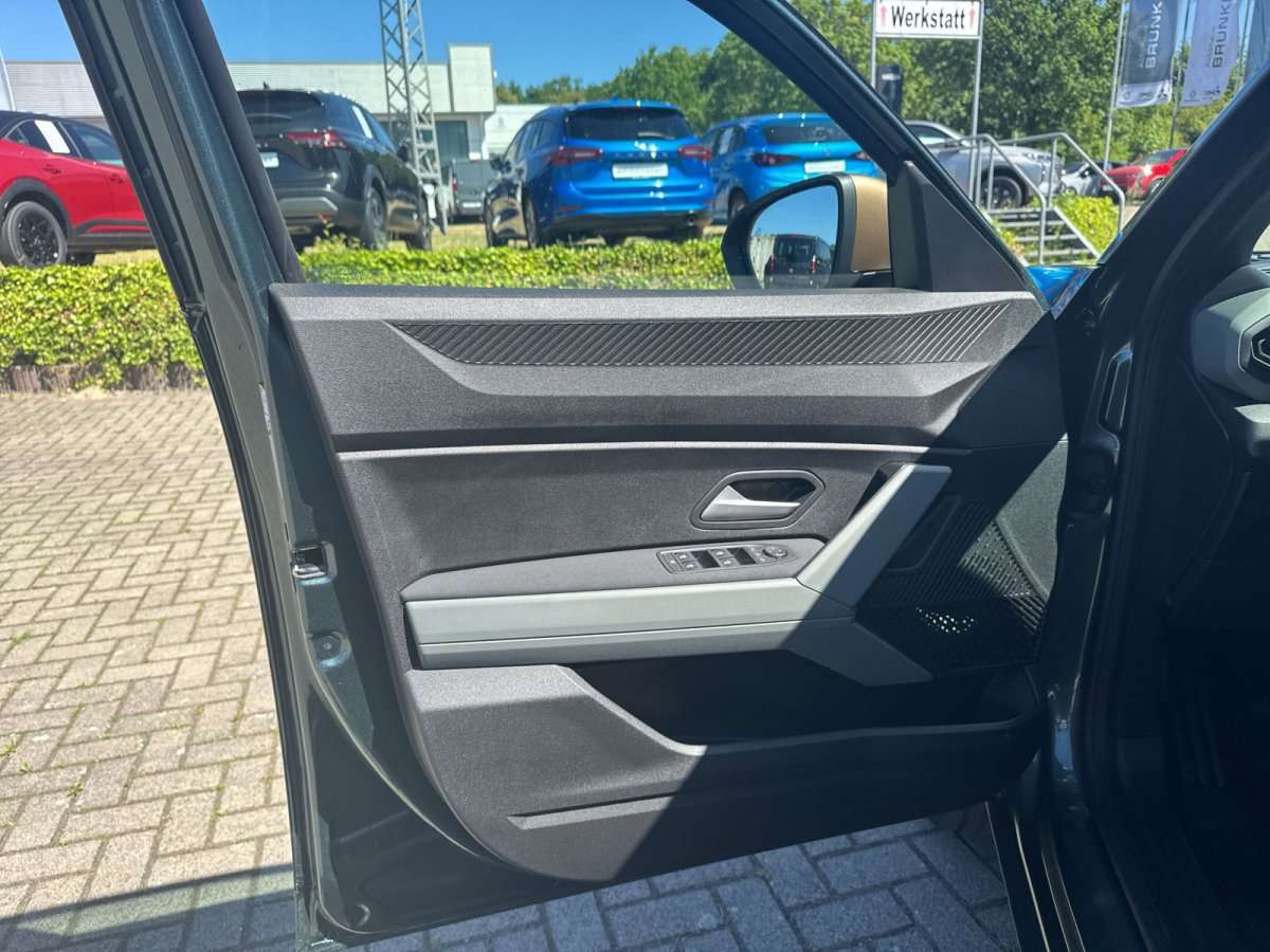 Fahrzeugbild eines Dacia Duster
