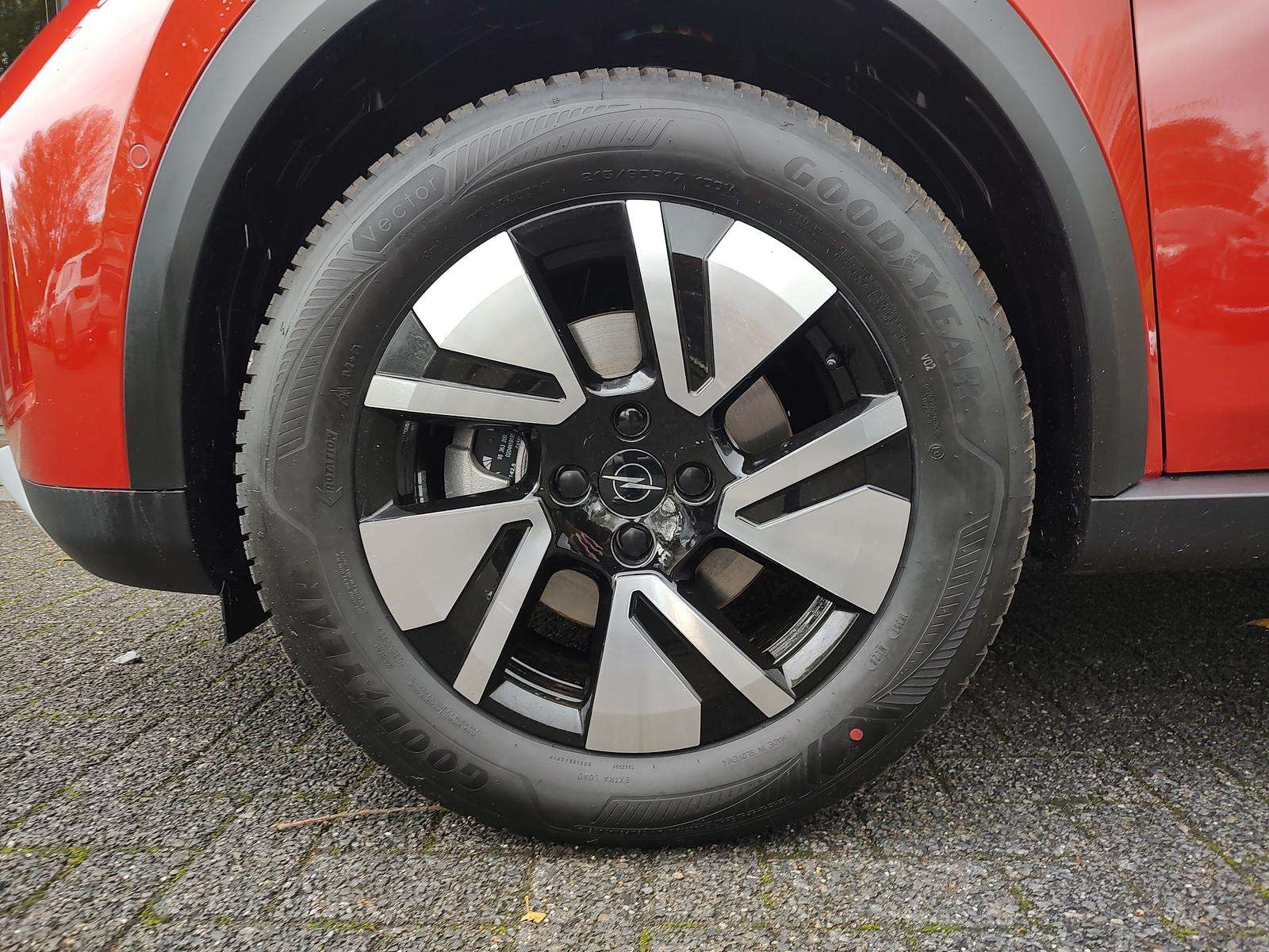 Fahrzeugbild eines Opel Frontera
