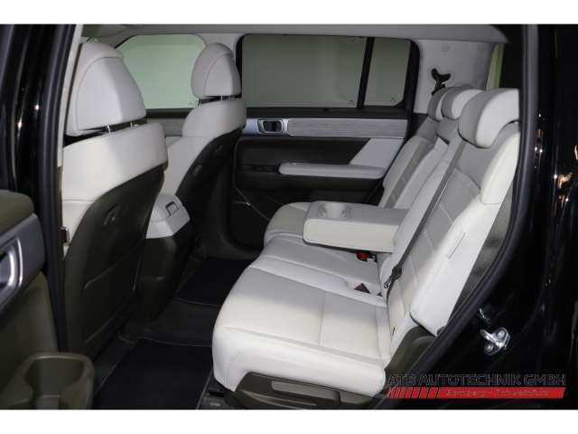 Fahrzeugbild eines Hyundai Santa Fe