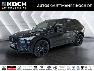 Schräge Frontansicht auf einen Volvo XC60 , freigestellt