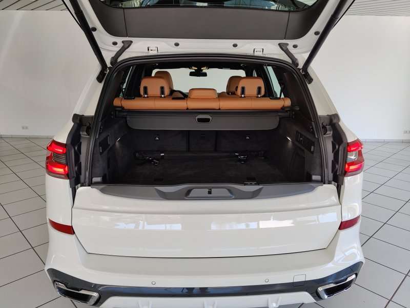 Fahrzeugbild eines BMW X5