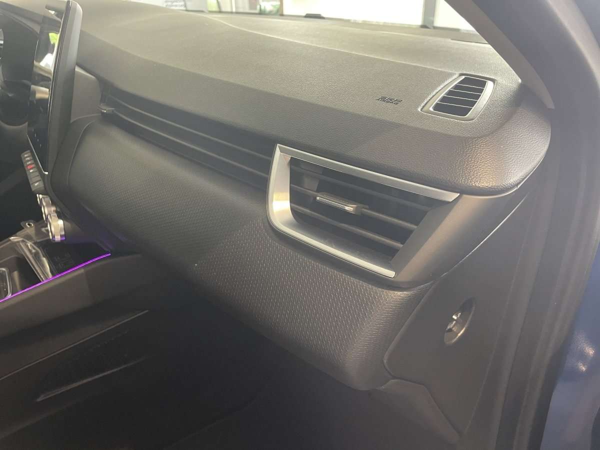 Fahrzeugbild eines Renault Clio