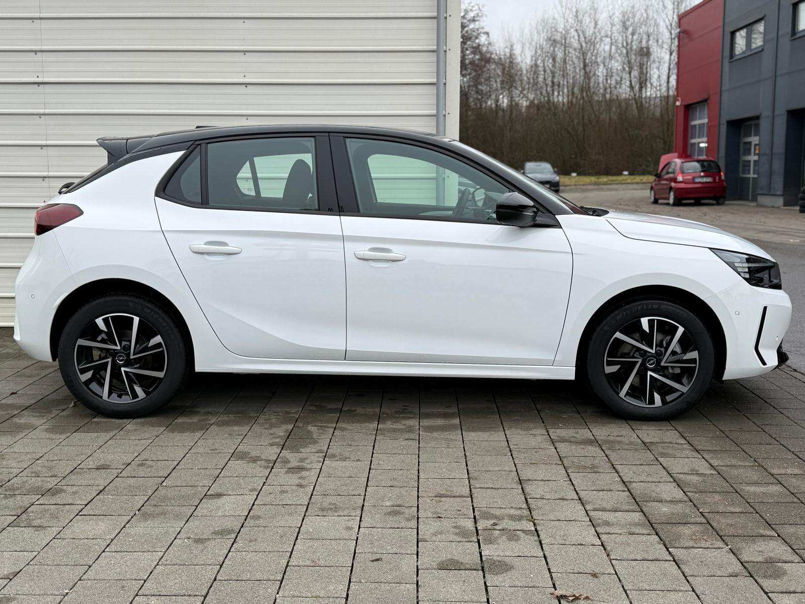 Fahrzeugbild eines Opel Corsa