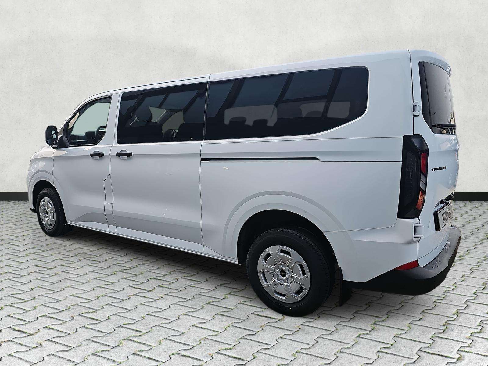 Fahrzeugbild eines Ford Transit Custom